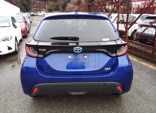 Toyota Yaris HYBRID X