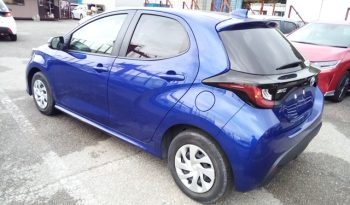
									Toyota Yaris HYBRID X full								