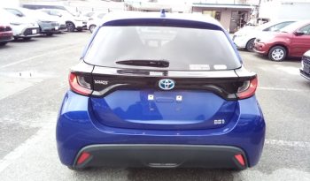 
									Toyota Yaris HYBRID X full								