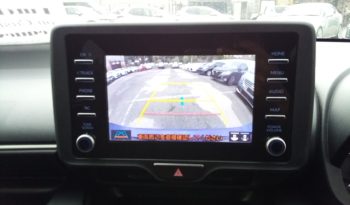 
									Toyota Yaris HYBRID X full								