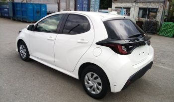 
									Toyota Yaris HYBRID X full								