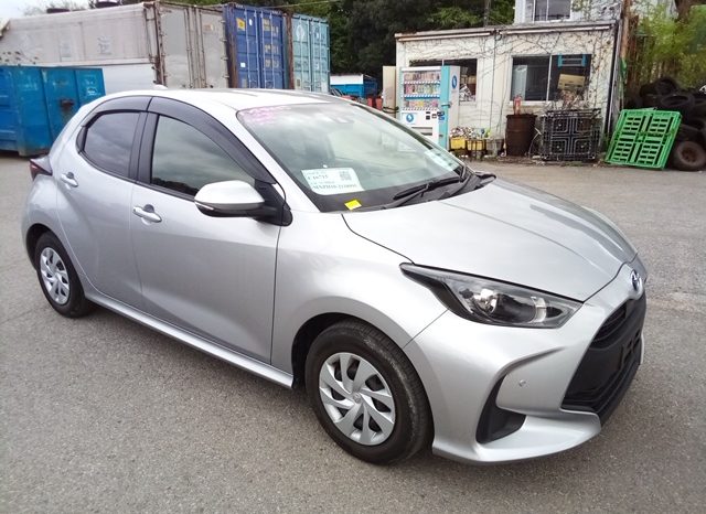 Toyota Yaris HYBRID X