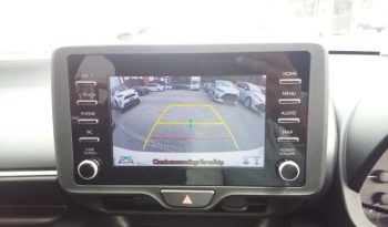 
									Toyota Yaris HYBRID X full								