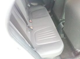 Toyota Yaris HYBRID X