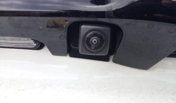 
									Toyota Yaris HYBRID X full								