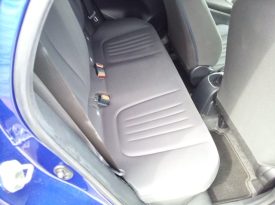 Toyota Yaris HYBRID X