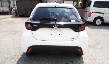 
									Toyota Yaris HYBRID X full								
