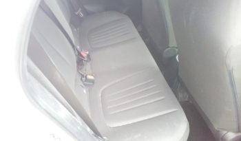 
									Toyota Yaris HYBRID X full								