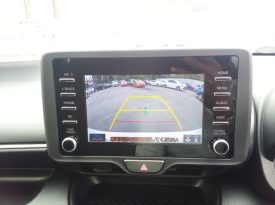 Toyota Yaris HYBRID X