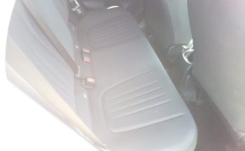 Toyota Yaris HYBRID X