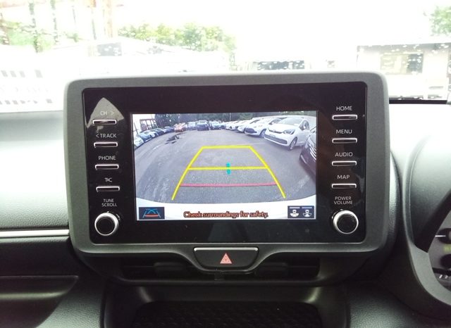 Toyota Yaris HYBRID X