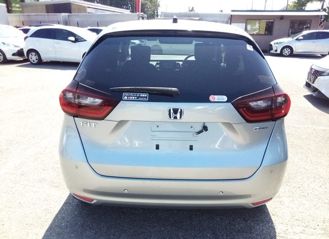 
								Honda Fit e:HEV BASIC full									