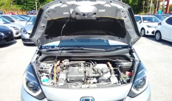 
									Honda Fit e:HEV BASIC full								