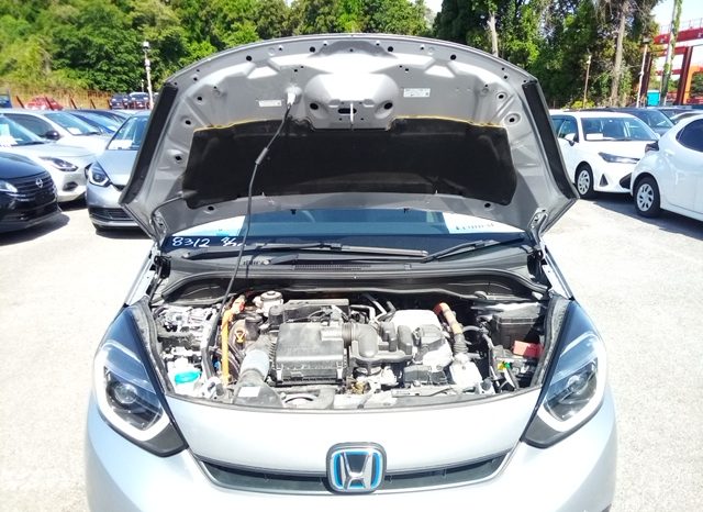 
								Honda Fit e:HEV BASIC full									