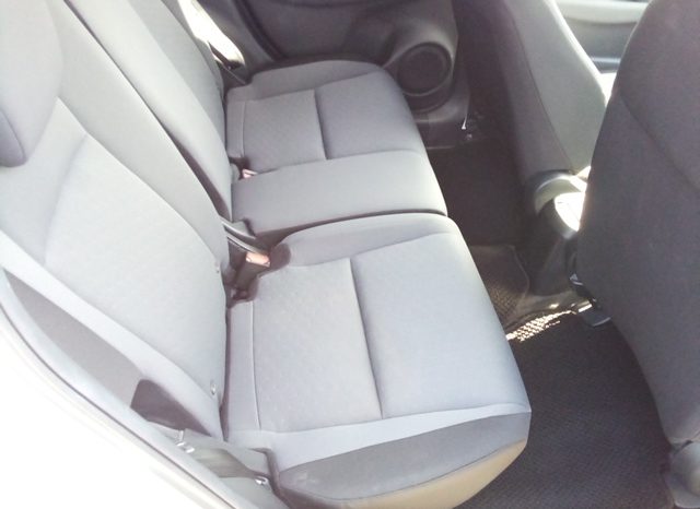 
								Honda Fit e:HEV BASIC full									