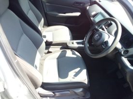 Honda Fit e:HEV BASIC