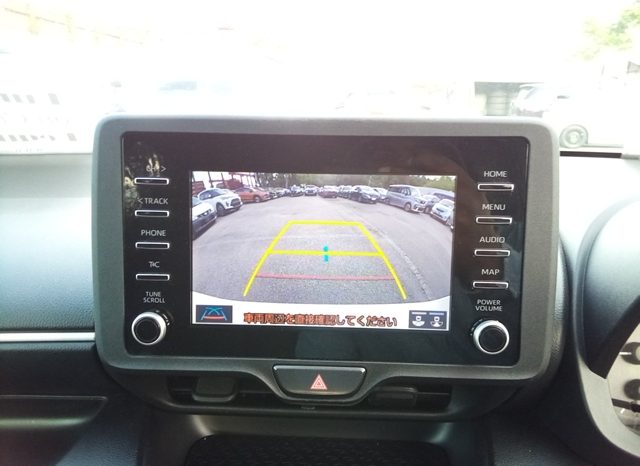 
								Toyota Yaris HYBRID X full									