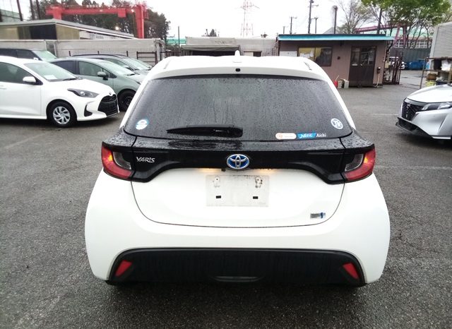 Toyota Yaris HYBRID X
