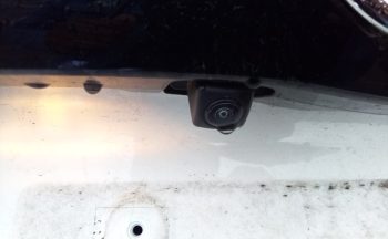 Toyota Yaris HYBRID X