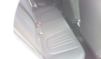 
									Toyota Yaris HYBRID X full								