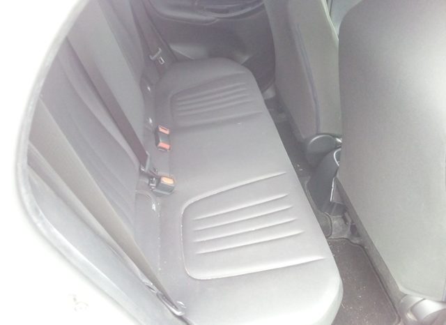 Toyota Yaris HYBRID X