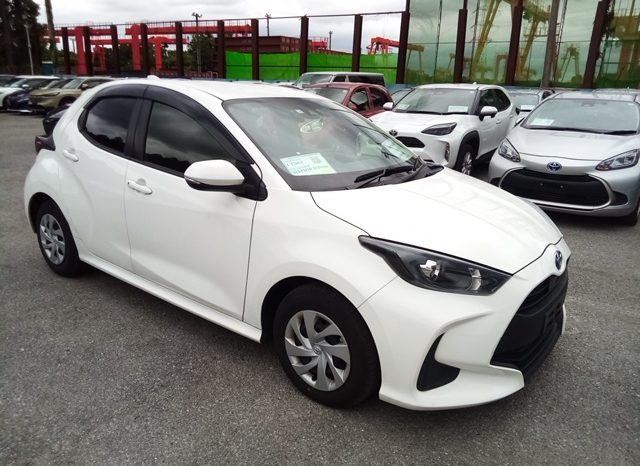 Toyota Yaris HYBRID X