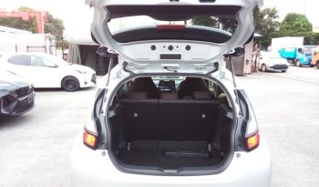 
									Toyota Aqua X full								