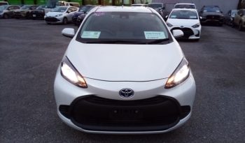 
									Toyota Aqua X full								