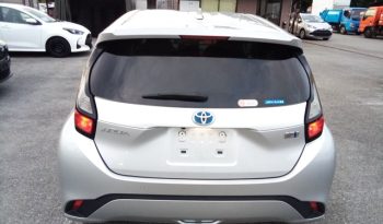 
									Toyota Aqua X full								