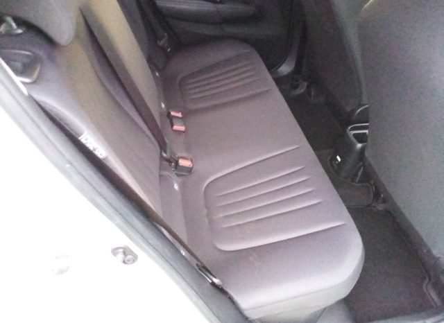 
								Toyota Aqua X full									