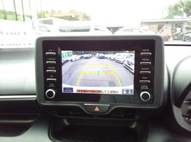 Toyota Yaris HYBRID X