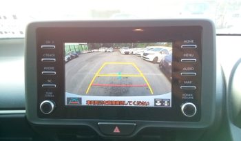 
									Toyota Yaris HYBRID X full								
