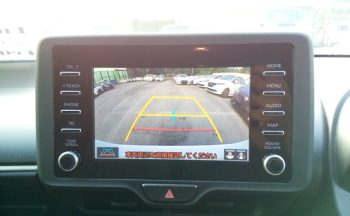Toyota Yaris HYBRID X