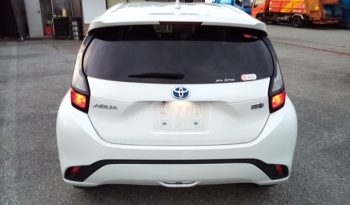 
									Toyota Aqua X full								
