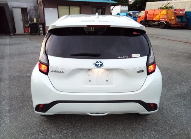 Toyota Aqua X