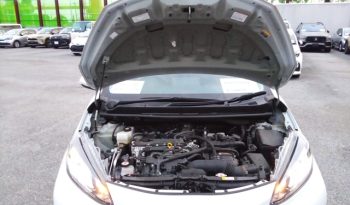 
									Toyota Aqua X full								