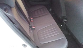 
									Toyota Aqua X full								