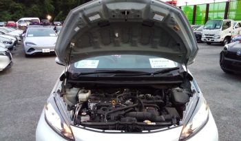 
									Toyota Aqua X full								