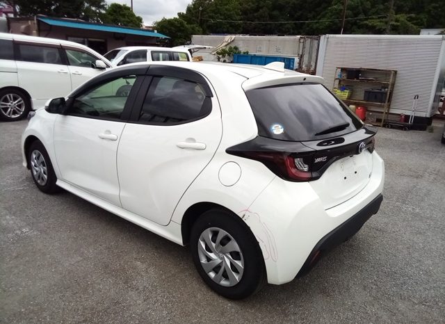 Toyota Yaris HYBRID X