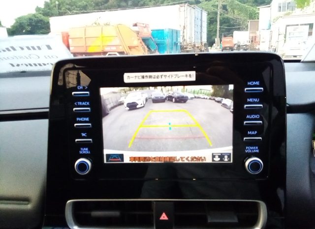 
								Toyota Aqua X full									
