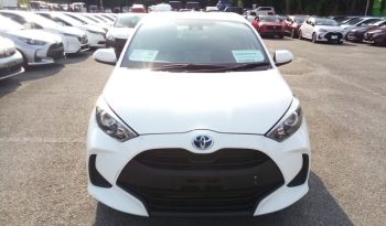 
									Toyota Yaris Hybrid X full								