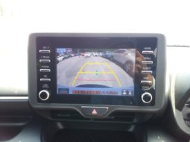 Toyota Yaris HYBRID X