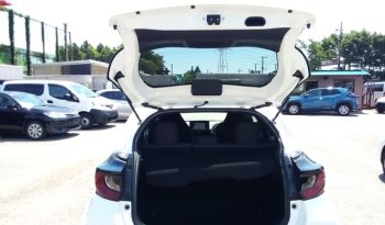 
									Toyota Yaris HYBRID X full								