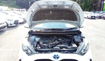 
									Toyota Yaris Hybrid X full								