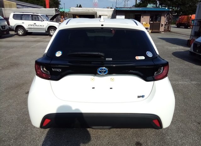 
								Toyota Yaris Hybrid X full									