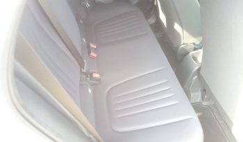 
									Toyota Yaris Hybrid X full								